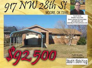 917 NW 28th St, Moore, OK 73160