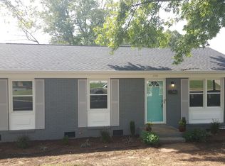 1718 McAllister Dr, Charlotte, NC 28216