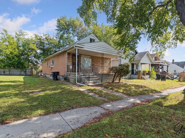 19184 Helen St