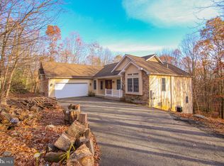 537 Lehigh Gorge Dr, Jim Thorpe, PA 18229