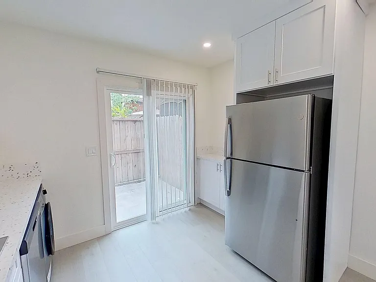 524 Williamson — Photo 12