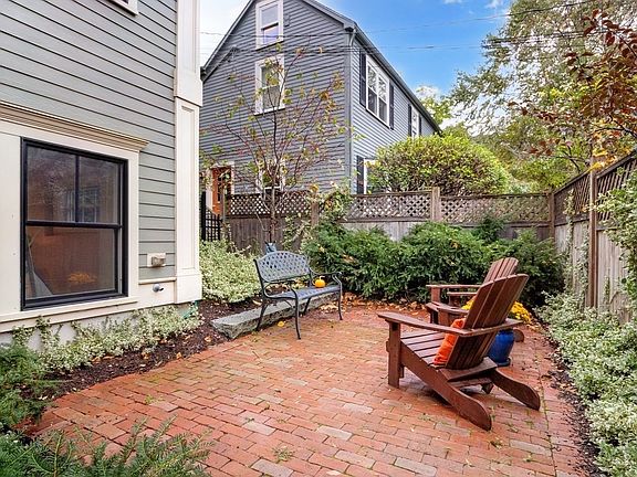 4th image of 78 Seaverns Ave #78