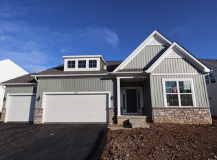 282 Olympic Loop, Commercial Point, OH 43116