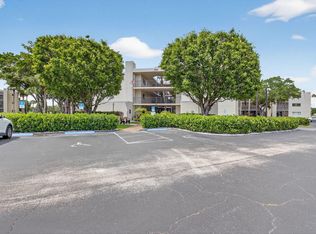 5100 Las Verdes Circle #215, Delray Beach, FL 33484