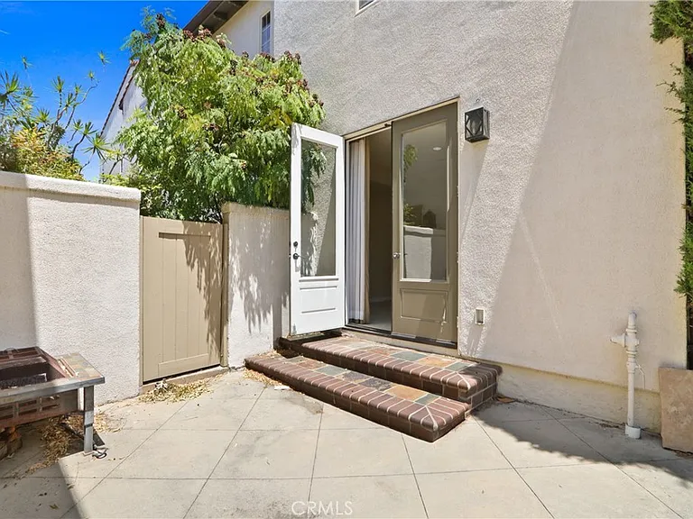 89 Mission — Photo 20