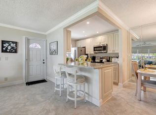 782 High Point Dr E APT D, Delray Beach, FL 33445