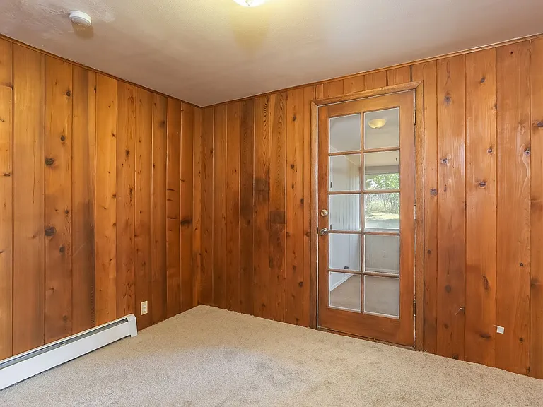 2408 Lake Dr — Photo 18