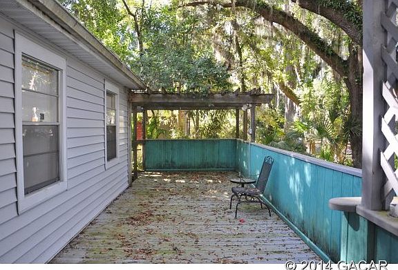4th image of 1209 NW 12th Ave