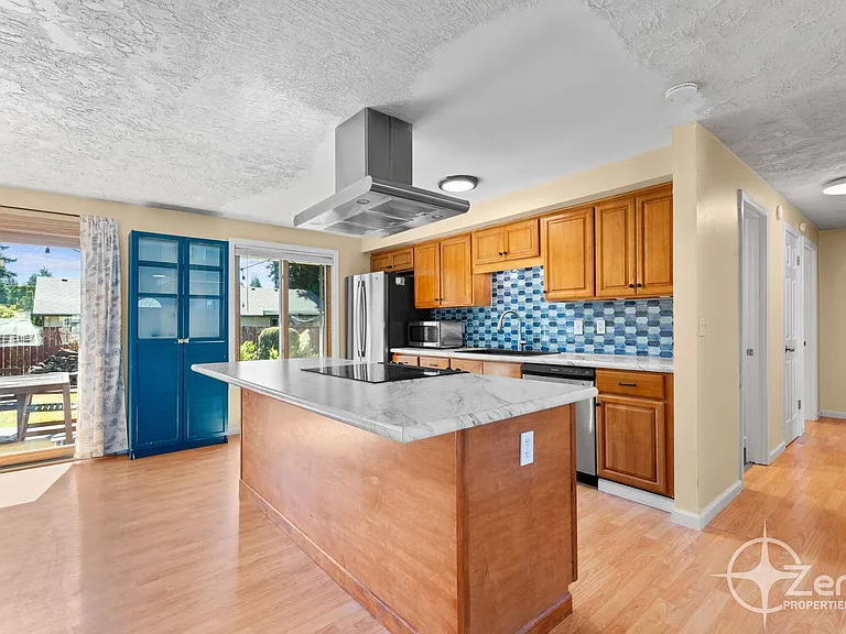 4213 NE 139th Ave — Photo 11