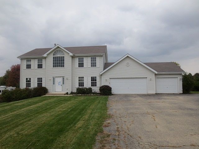 1st image of 745 Campton Dr