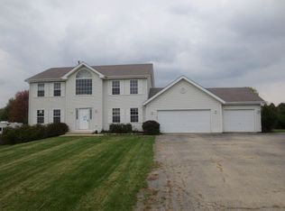 745 Campton Dr, Rockford, IL 61102