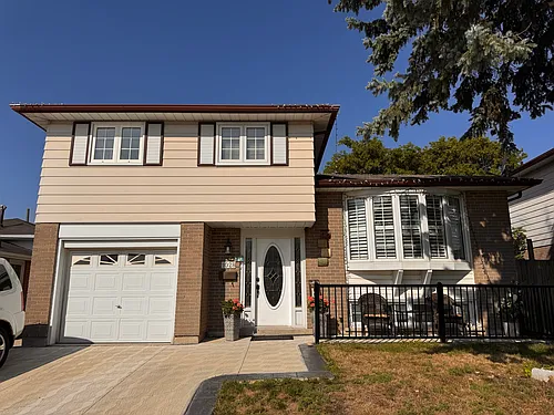 1028 Valentine Dr Photo 1