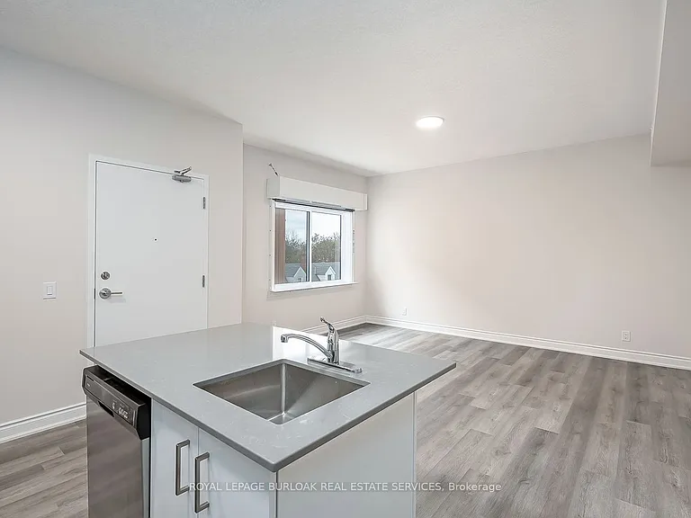 259 King St E #3A — Photo 10