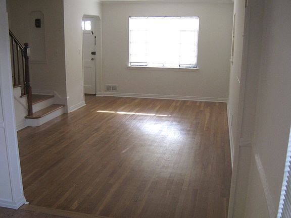 18 x 11 Living Room