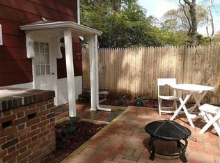 123 Joni Dr, West Sayville, NY 11796