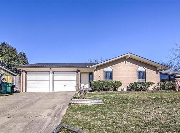 5th image of 1307 Saturn St