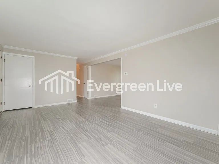 4709 Lolly Dr — Photo 5