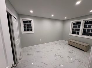 2819 Schurz Ave #2, Bronx, NY 10465