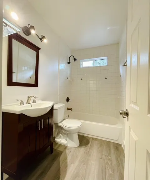 405 N Marengo Ave #9 — Photo 34