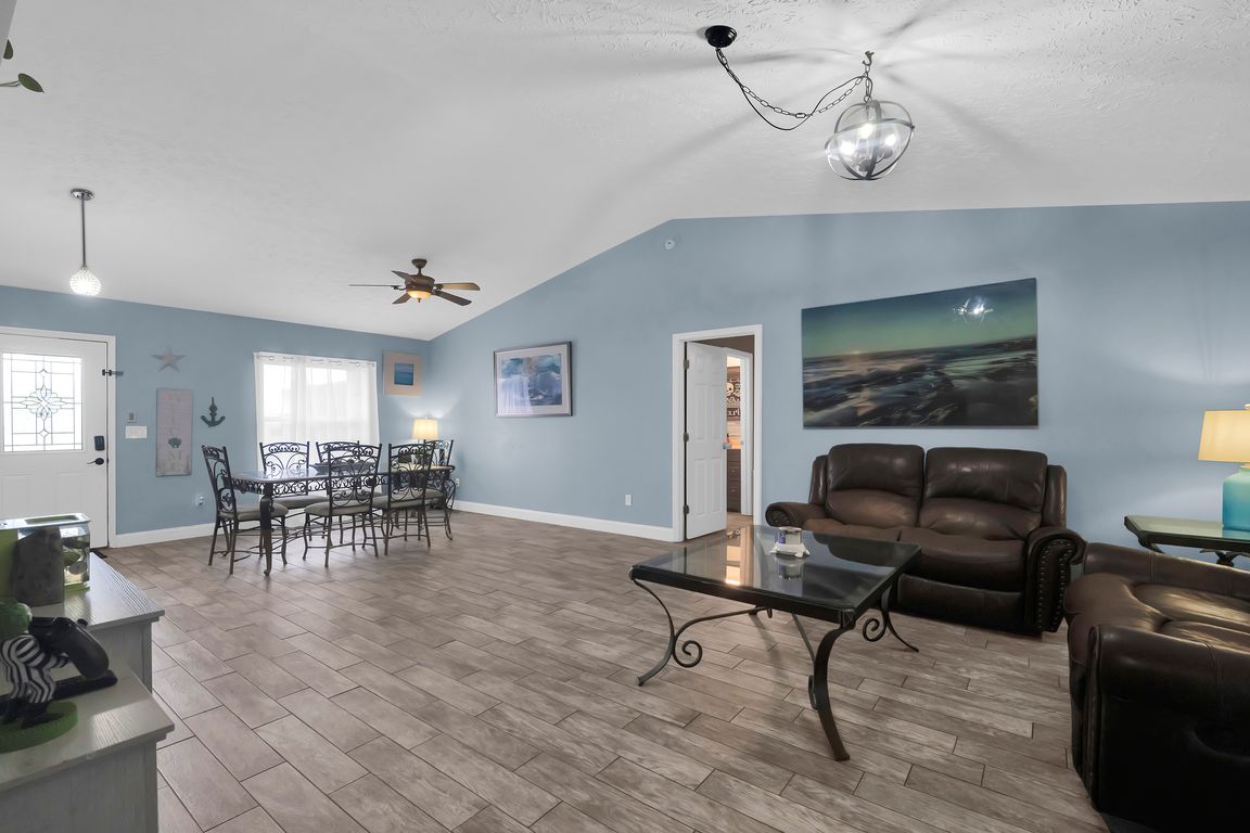 next background image