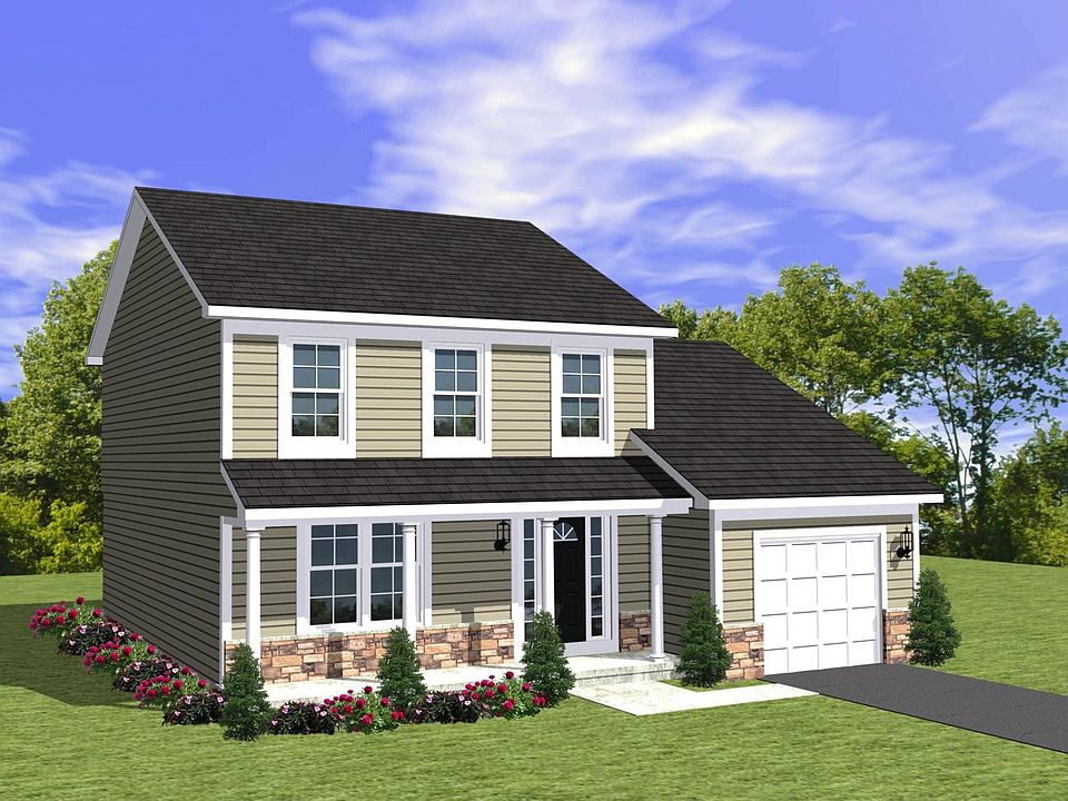 Edisto Elevation 3 (shown w/ one car garage and partial stone front)