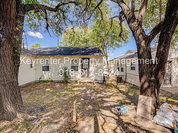 3rd image of 6938 E 10th St #6944
