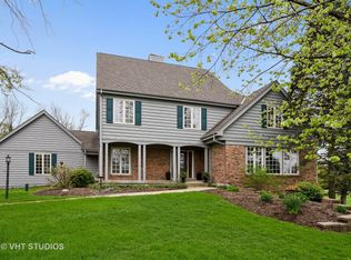 1115 Woodburn Ct, Inverness, IL 60067