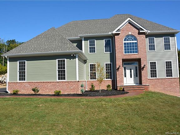 5th image of 6 Maggie Ln