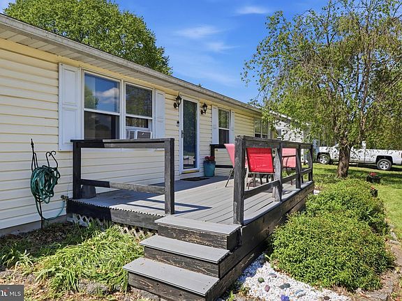 5th image of 34 Bonniefield Cir