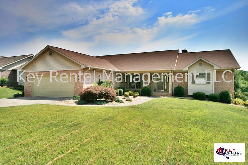 1st image of 305 Chuniloti Cir