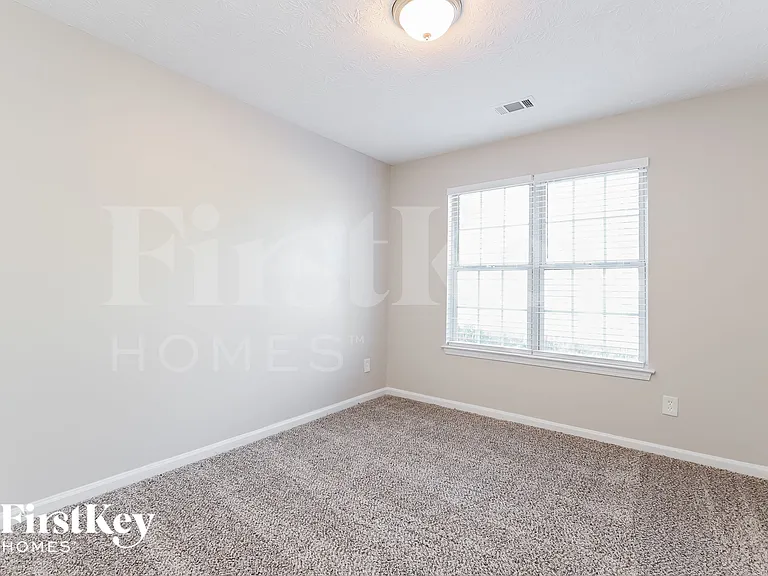 5321 Regency Lake Ct — Photo 10