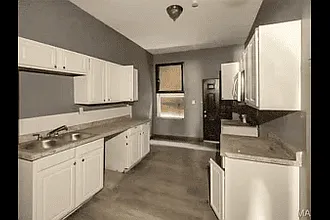 2648 California Ave — Photo 5