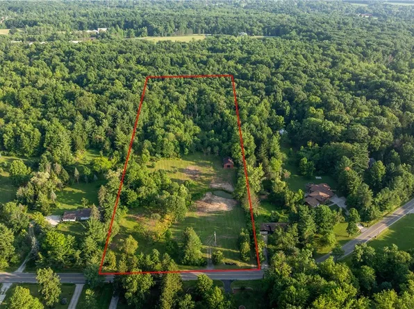 4538 Kingsbury Rd, Medina, OH 44256