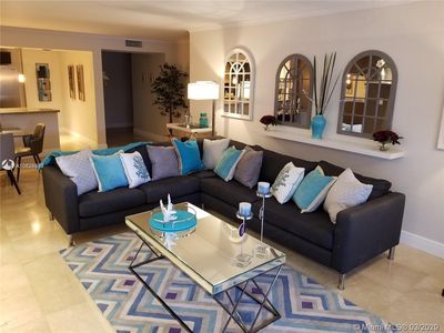 2750 NE 183rd St APT 105, Aventura, FL, 33160