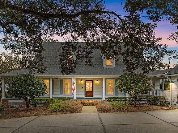 2nd image of 472 Parish Blvd