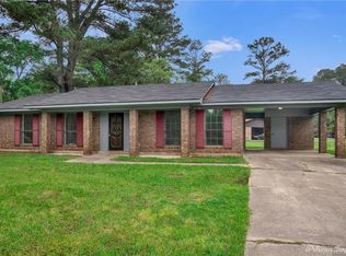 408 Arlington St, Coushatta, LA 71019