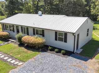 2083 Danny Bell Rd, Asheboro, NC 27205