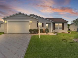 2543 Raintree Dr, The Villages, FL 32162