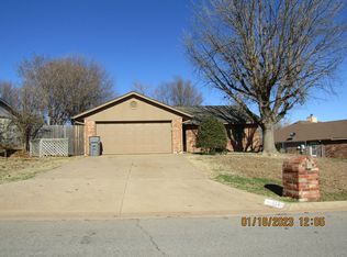 129 SE Churchill Way, Lawton, OK 73501