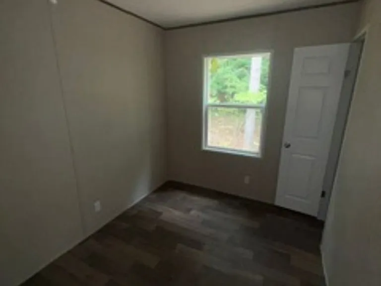 3568 Old Cedar Falls Rd — Photo 3