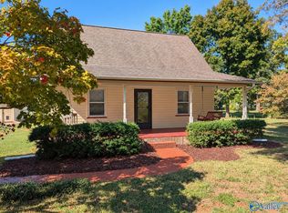 11059 Douglas Dr, Athens, AL 35611