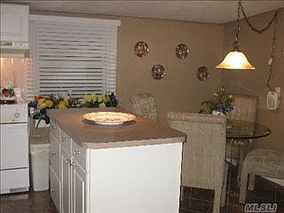 2nd image of 1040 Lorraine Dr