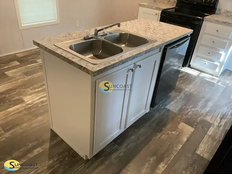 5870 Patterson Ave — Photo 7