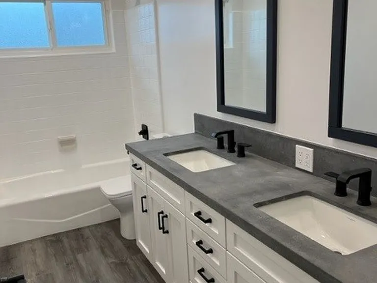 3276 Valarie Ave — Photo 6