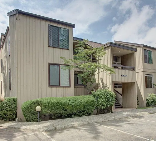 3518 109th Pl NE #A225 Photo 1