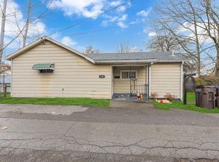 396 Oak Way, Sharon, PA 16146