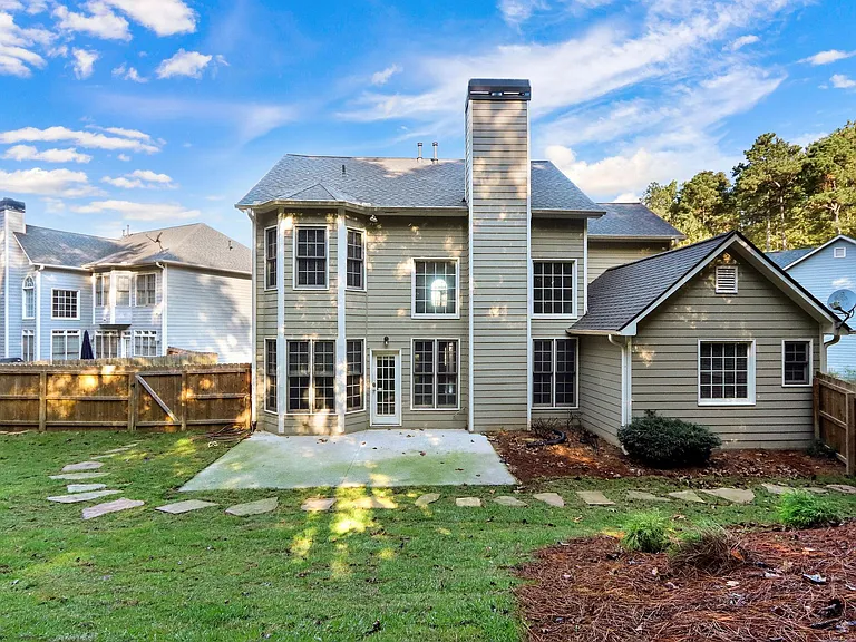 5723 Vinings Retreat Way SW — Photo 32