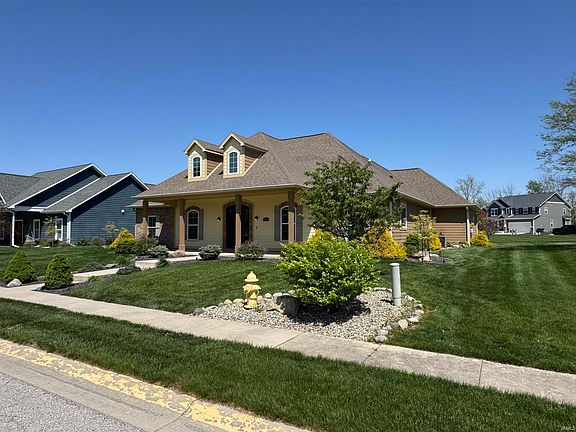 3rd image of 5578 Mackinaw Way