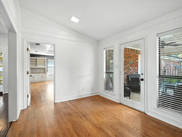 7938 Fair Oaks Ave — Photo 15