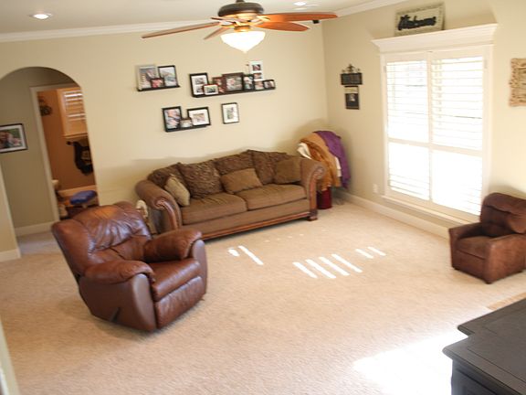 4th image of 8403 Vail Dr